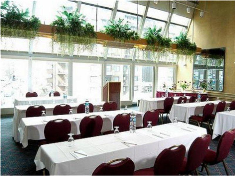 Holiday Inn Montreal Midtown 外观 照片