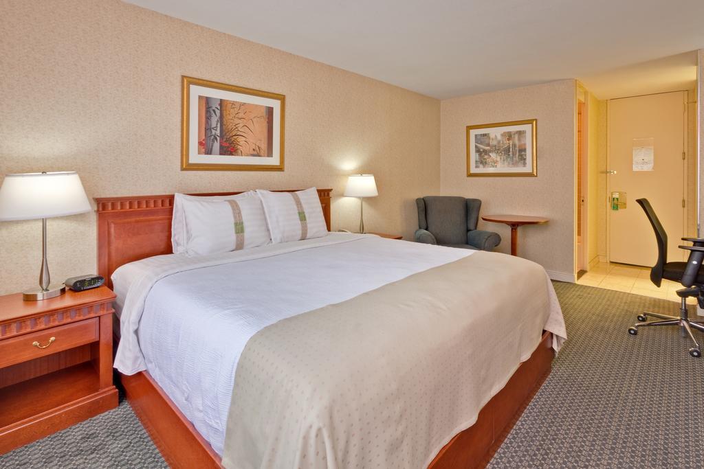Holiday Inn Montreal Midtown 客房 照片