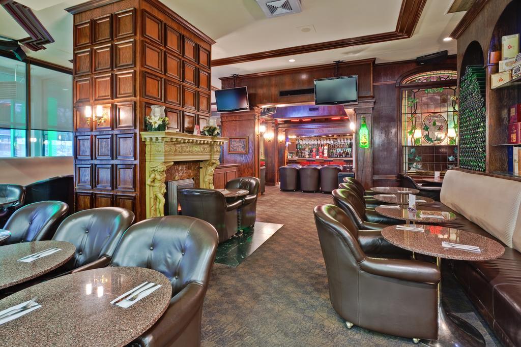 Holiday Inn Montreal Midtown 外观 照片