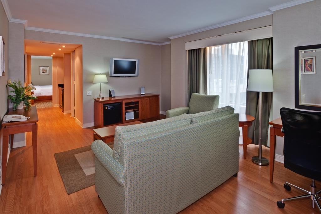 Holiday Inn Montreal Midtown 客房 照片