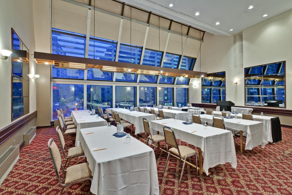 Holiday Inn Montreal Midtown 外观 照片